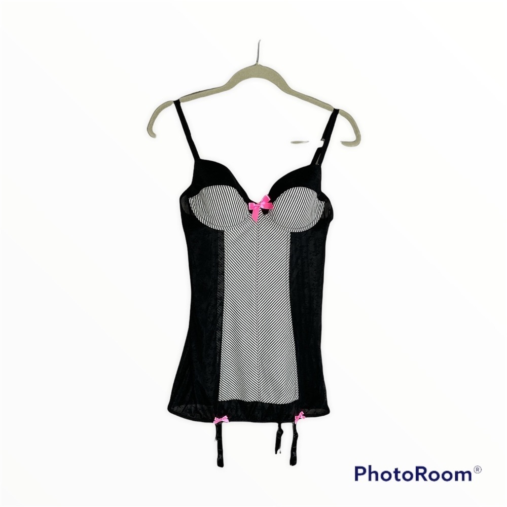 Victoria’s Secret Pretty Little Thing size LG NWT